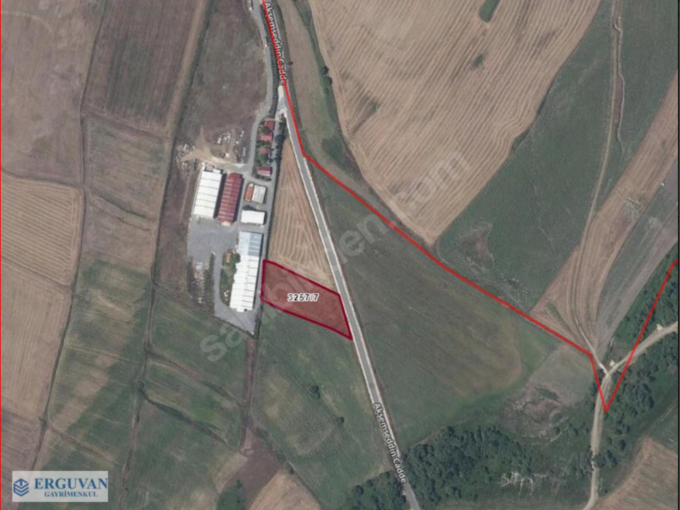 SİLİVRİ FENER’DE ÇOK AMAÇLI KULLANIMA UYGUN KİRALIK ARAZİ